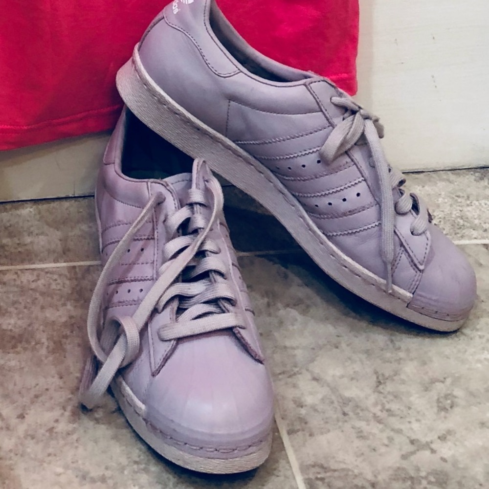 Women’s Adidas Superstars